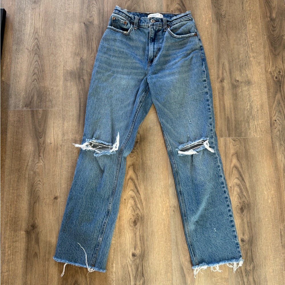 Abercrombie ultra high rise straight leg
